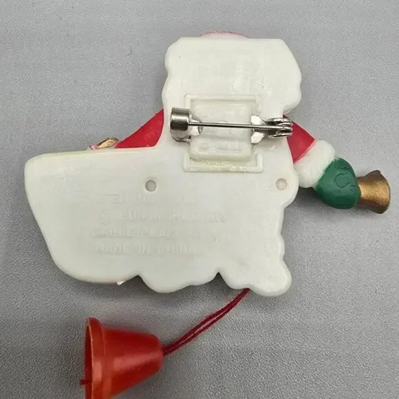 Santa Vintage Christmas Pin - Picture 2 of 2
